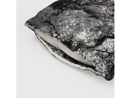 Marra: Waterdicht buitenkussen met zachte vulling | Maanta