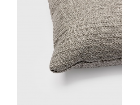 Marra: Waterdicht buitenkussen met zachte vulling | Maanta