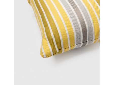 Marra: Waterdicht buitenkussen met zachte vulling | Maanta