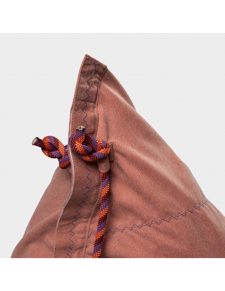 Randa: de unieke zakfauteuil met radiaal ontwerp voor binnen en buiten