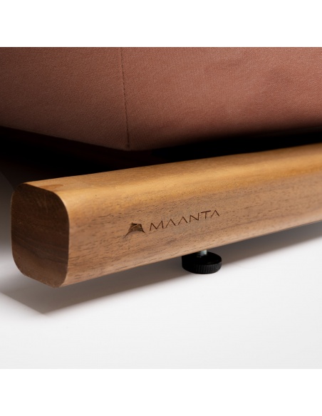 Tuga: Uniek nautisch ontwerp teak zonnebed