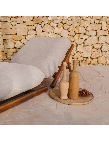 Tuga: Uniek nautisch ontwerp teak zonnebed