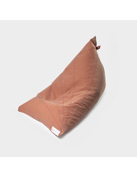 Randa: de unieke zakfauteuil met radiaal ontwerp voor binnen en buiten