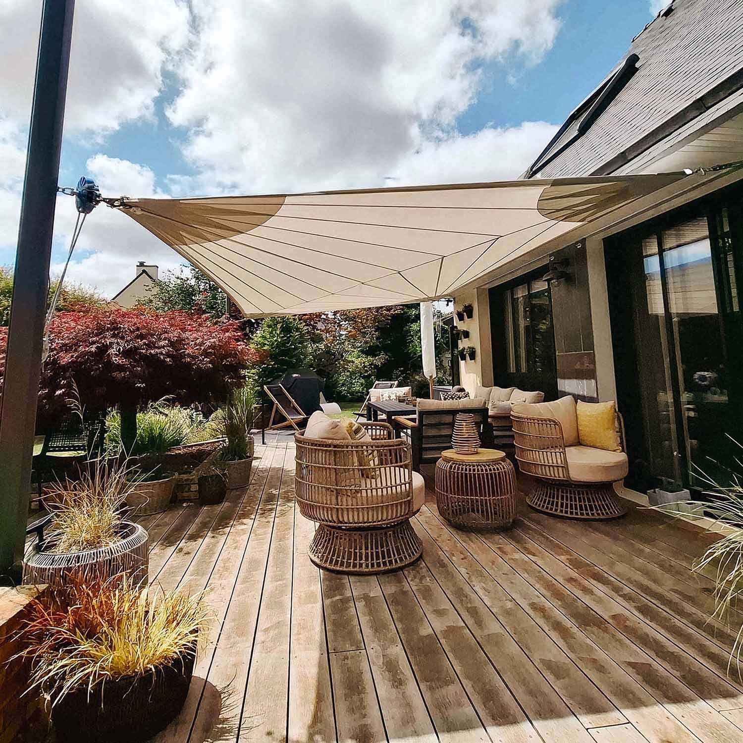 Solaria +Plus Furl Waterdicht - De evolutie van ons beste radiaal gesneden rolzeil Solaria +Plus Furl Waterdicht - De evolutie van ons beste radiaal gesneden rolzeil