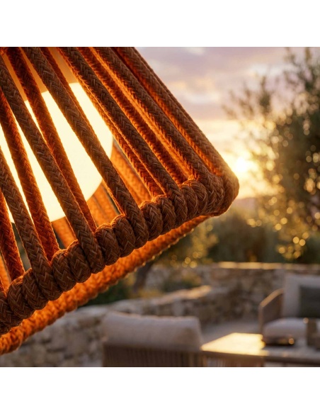 Mini Ropelle: Oplaadbare tafellamp van Olefin koord