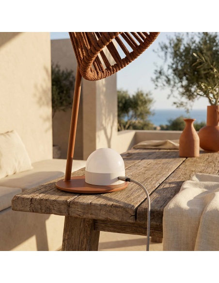 Mini Ropelle: Oplaadbare tafellamp van Olefin koord