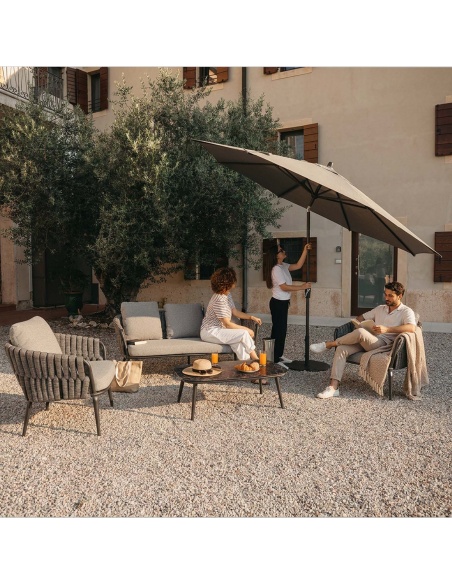Lybra: Kantelbare Parasol met Centrale Paal en EquiTilt®-Technologie