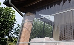 Transparante verticale luifel
